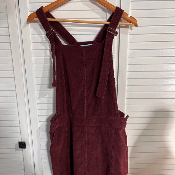 Run & Fly Dresses & Skirts - Run & Fly Sz 16 Corduroy  UK Brand  Pinafore /Skirt / Dungarees - Claret Colour